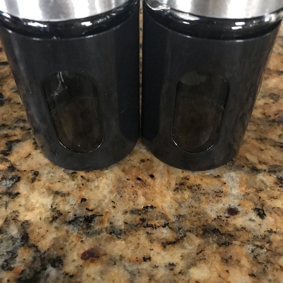 ❤️Salt & Pepper Shaker❤️ - Picture 6 of 7